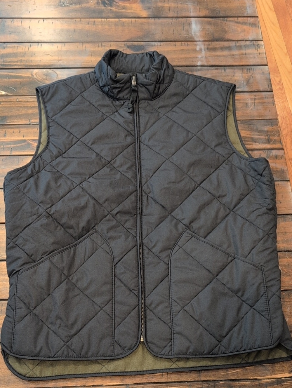 J. Crew Walker Quilted Vest - Picture 3 of 7